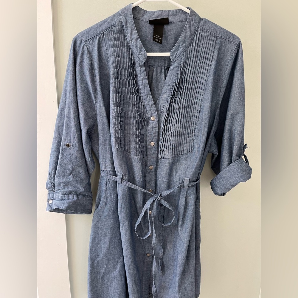 Women's Chambray Button-Front Tunic with Waist Tie - Blue